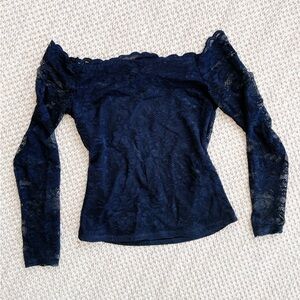 TuckerNuck Black Lace Long Sleeve Top Women’s Medium Sheer off the shoulder
